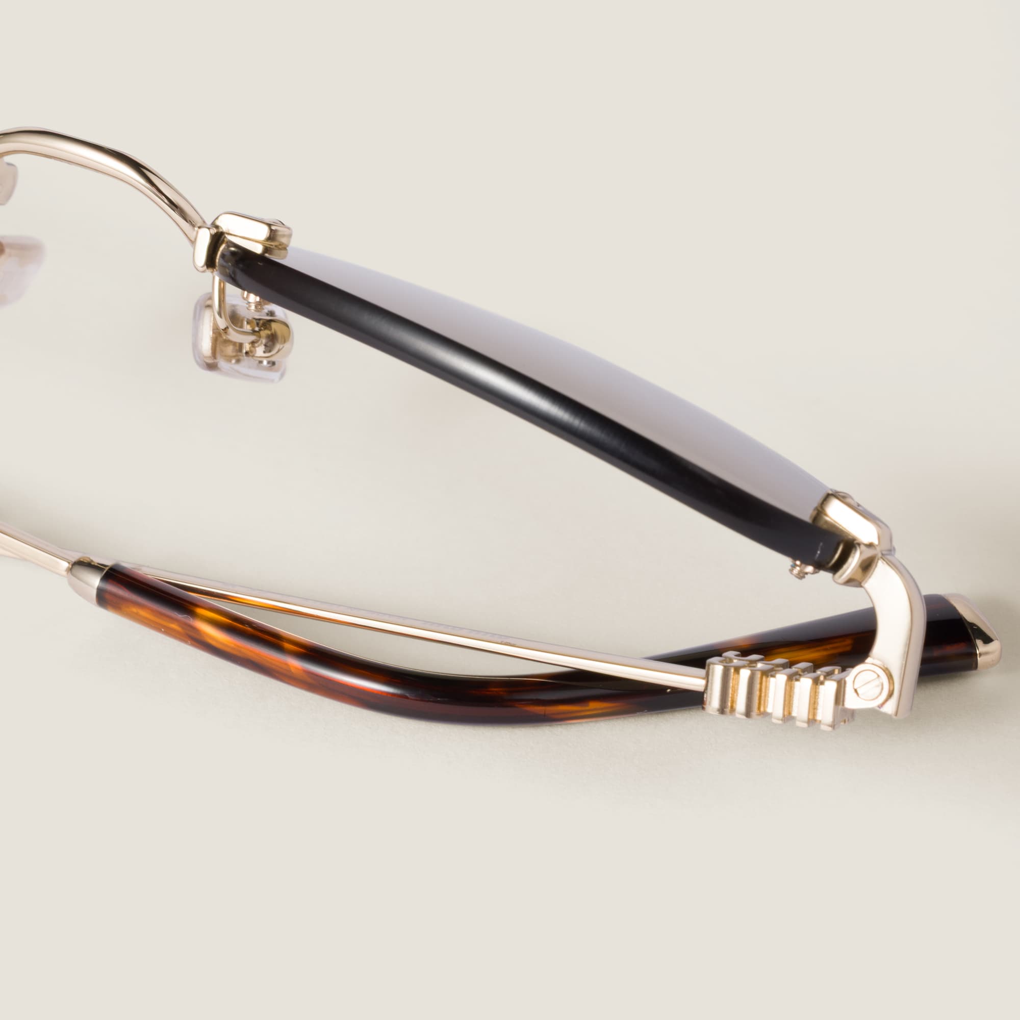 Miu Miu Logo sunglasses - Image 4